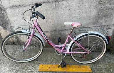 Bicicletta da bambina con ruote da 24’’