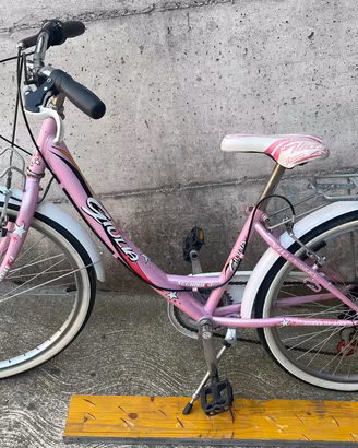 Bicicletta da bambina con ruote da 24’’