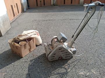 levigatrice per pavimenti in legno 