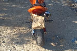 MOTO HORNET