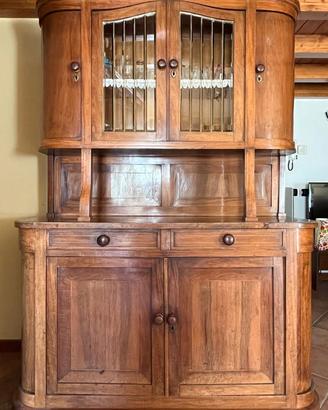 Credenza in legno massello -  antiquariato