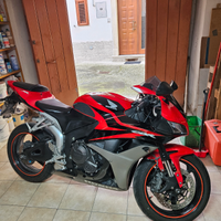 Honda cbr600rr 2009