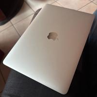 MacBook