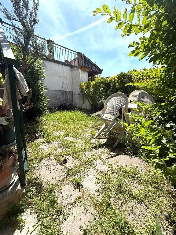 Villa di 95 m² con 4 locali a Petrella Salto - View 5