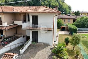 BIFAMILIARE A CAPRIOLO