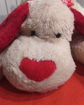 Peluche pupazzo cane con cuori