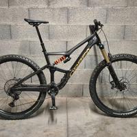 Occam - Bici da trail in carbonio con molla