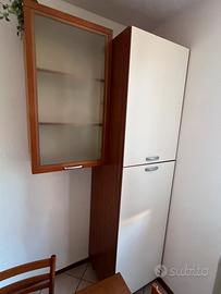 Cucina mobile bagno tavolo 4 sedie