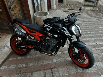 Ktm duke 890 gp