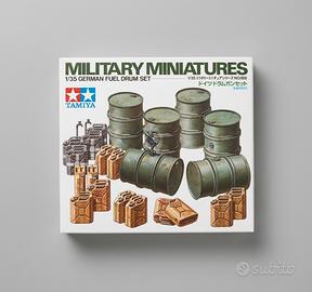 Kit Tamiya 1:35 - German Fuel Drum Set
