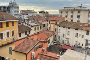 Centro Mansarda / ufficio al grezzo . 25.000