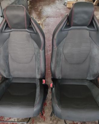 Interno pelle stoffa Toyota Corolla Touring Sports