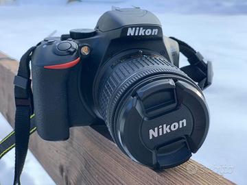 Reflex Nikon D3500