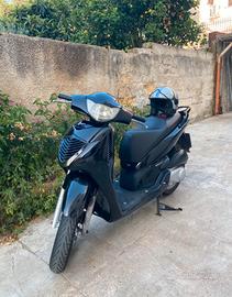 sh 125