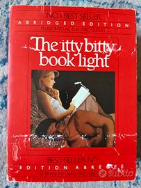 "The Itty Bitty Book Light" by Zelco Funzionante