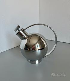 Alessi shaker cocktail
