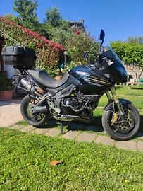 TRIUMPH TIGER 1050