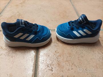 scarpine mai indossate neonato