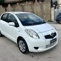 Toyota Yaris 1.0 VVT-i 5 porte