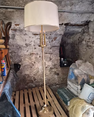 piantana elegante vantaggio a candela