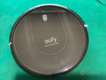 Robot per pulire pavimento