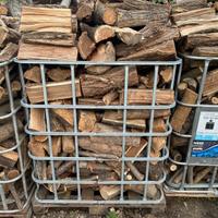 Legna secca al metro cubo consegnata a casa