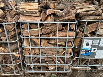 Legna secca al metro cubo consegnata a casa