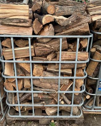 Legna secca al metro cubo consegnata a casa