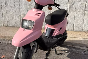 MBK Booster Spirit 50 (Yamaha) – Rosa