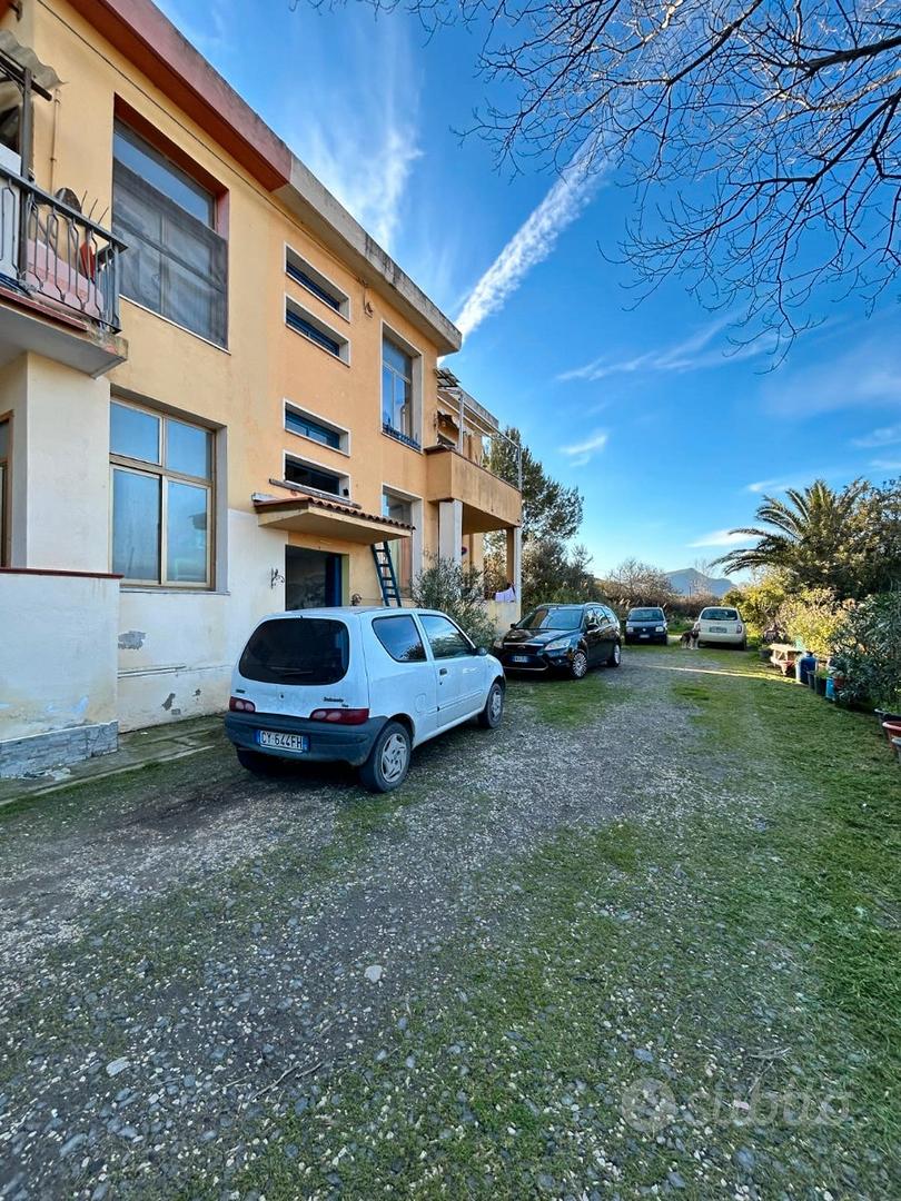 Grazioso appartamento al piano rialzato - Vista 2