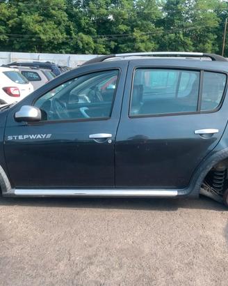 DACIA SANDERO STEPWAY 2011 PER RICAMBI