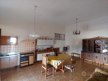 Appartamento Zona centrale Amantea