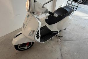Vespa 300 GTS