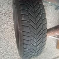 Gomme auto