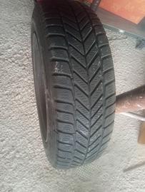 Gomme auto