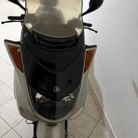Yamaha majesty 250