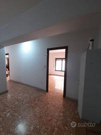 UFFICIO 1 VANO: VIA MARIANO STABILE BASSA - ANGOLO