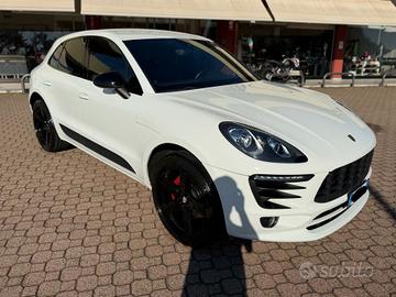 PORSCHE MACAN 2.0 BENZINA