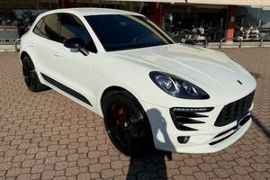 PORSCHE MACAN 2.0 BENZINA