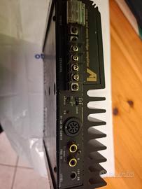  amplificatore per impianto stereo auto