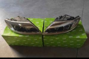 Coppia Fari Audi Q7 Anno 2005/2009
