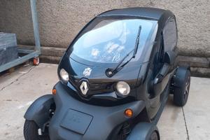 RENAULT TWYZI 80 VALUTO PERMUTA CON CITROEN AMI