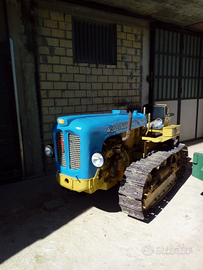 Trattore cingolato Landini d'epoca funzionante