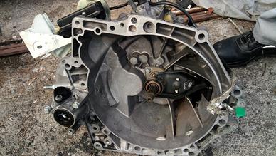 CAMBIO PEUGEOT 308 1.6 HDI CODICE 20DM75 ANNO 2009