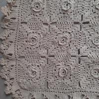 Copertina per carrozzina ad uncinetto