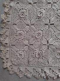 Copertina per carrozzina ad uncinetto