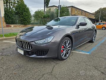 Maserati Ghibli 330 CV MHEV Executive