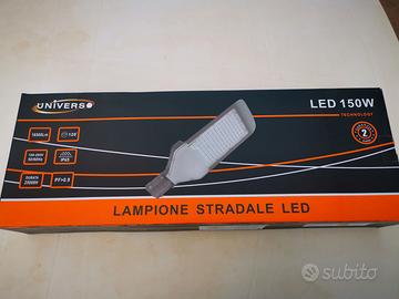 Lampione stradale LED