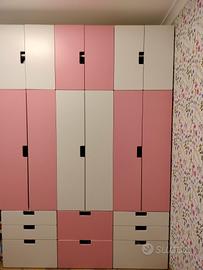 armadio Ikea bianco e rosa