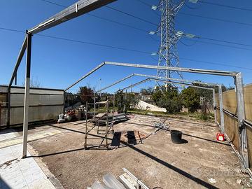 Capannone in ferro 10x15m, 6 capriate, 30 pannelli